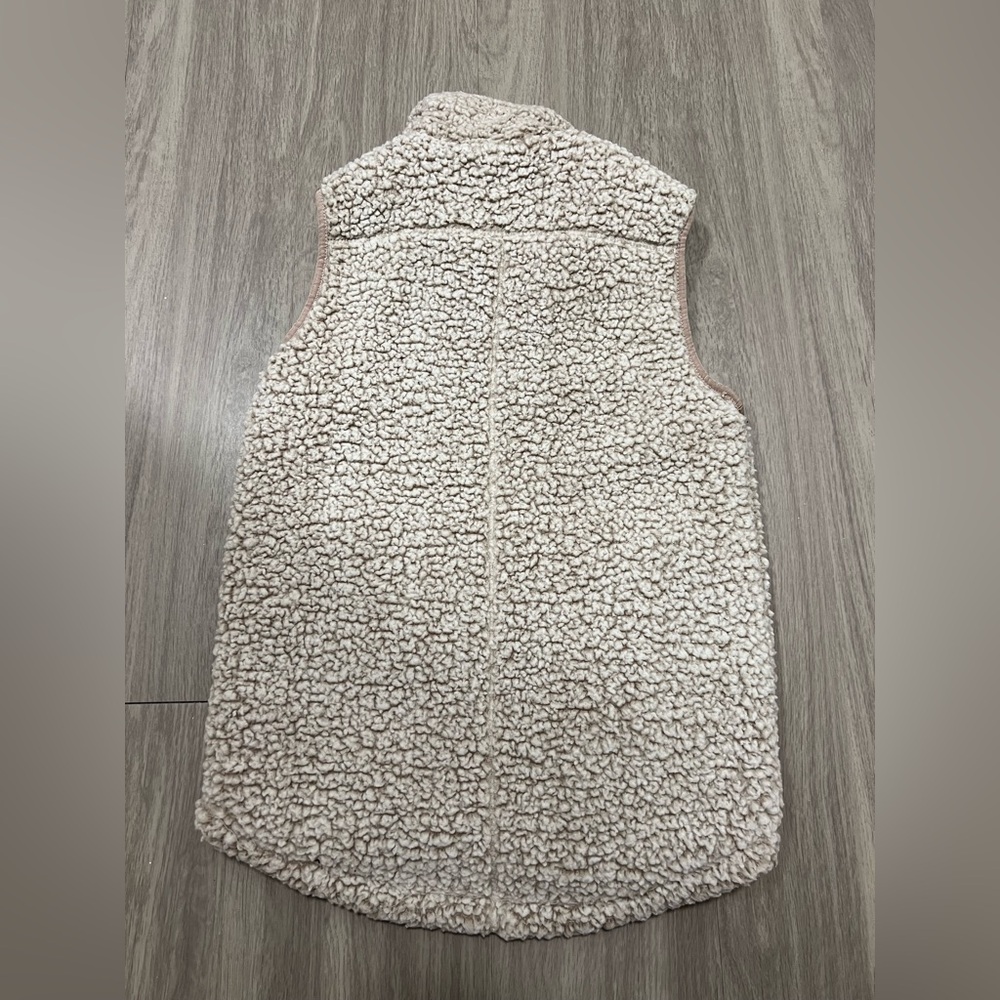 Thread and Supply Sherpa‎ Vest - Picture 7 of 8